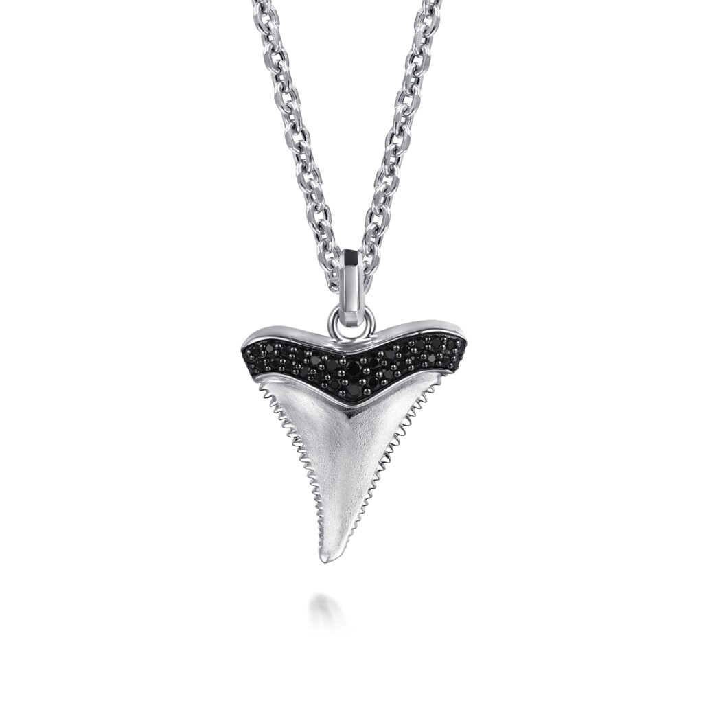 SS Shark Tooth With Spinel Accent Necklace